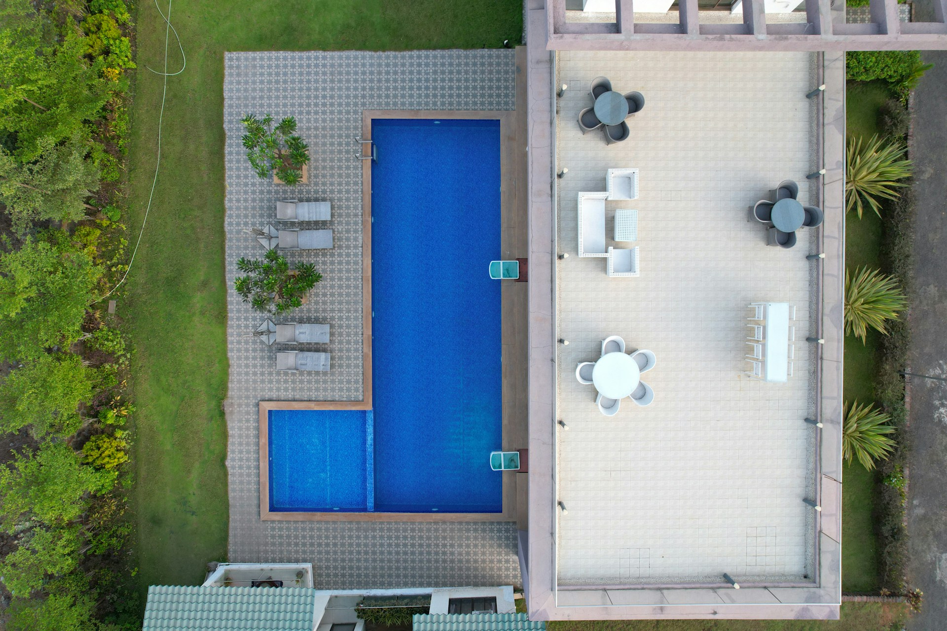 Pool Installer